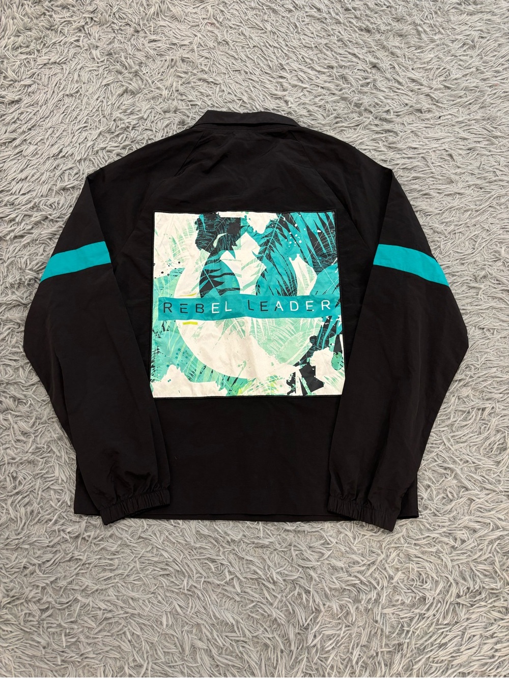 NEW Disney Star Wars Rebel Leader Mens 1/2 Button Windbreaker Jacket Medium
